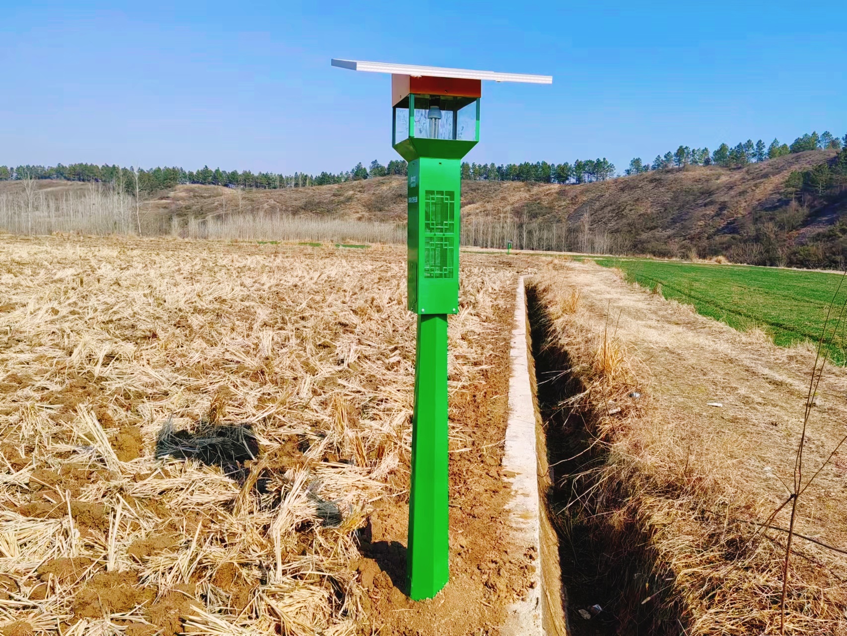 太陽(yáng)能殺蟲(chóng)燈的有效控制范圍