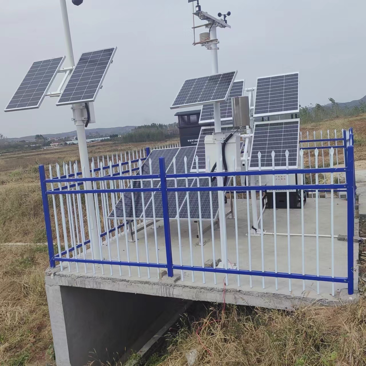 田間氣象監(jiān)測站