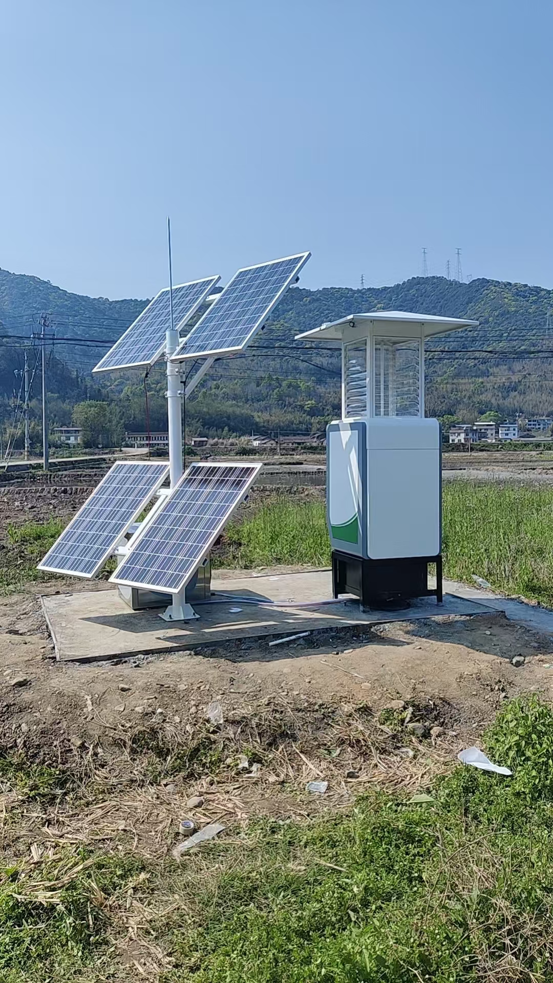 太陽能智能蟲情測報燈設(shè)備