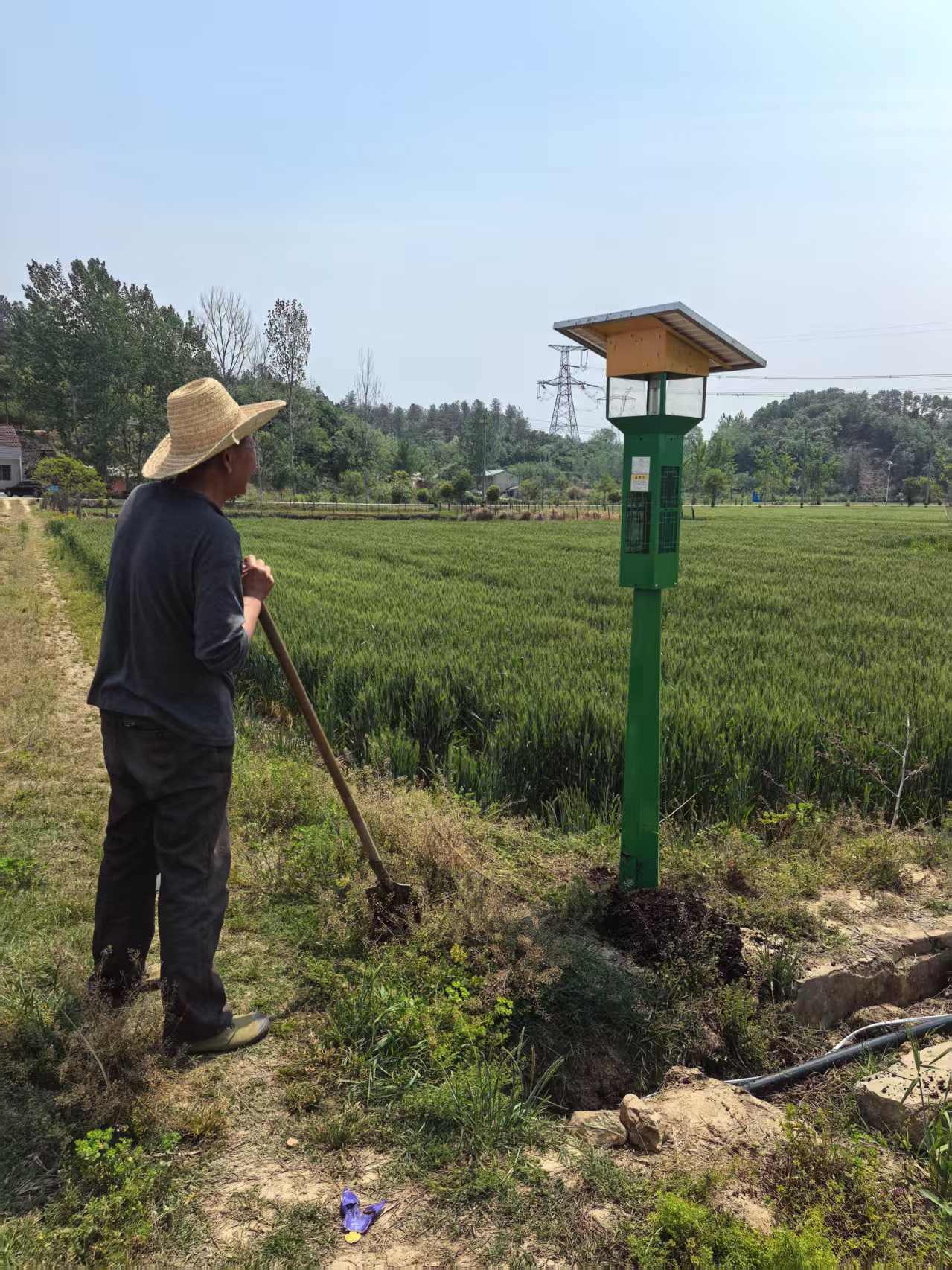太陽能殺蟲燈的維護方法有哪些